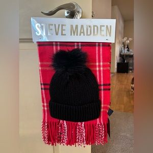 Hat and scarf set